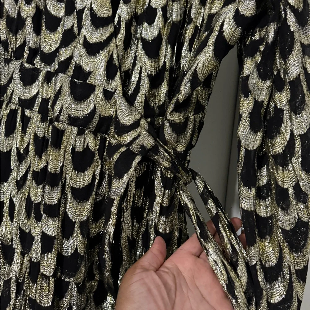 Gibson Latimer Gold + Black Metallic Wrap Midi Dress - Picture 3 of 4